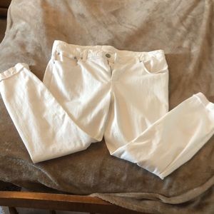Like new white ankle length skinny jeans
